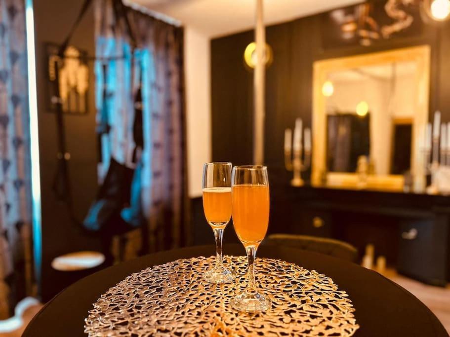 Love Room « L'Etreinte Doree » 일리에 외부 사진