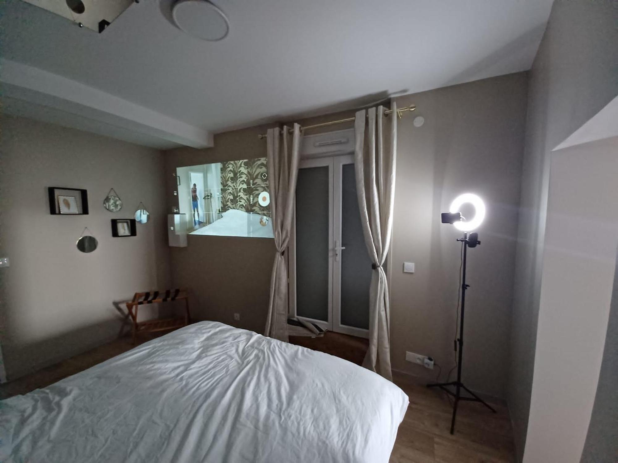 Love Room « L'Etreinte Doree » 일리에 외부 사진